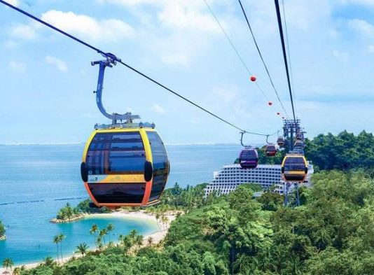 Menikmati Keindahan Singapura dari Atas Langit