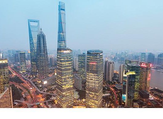 Asia mengukuhkan posisinya sebagai pusat pembangunan pencakar langit dengan 107 gedung atau 84 persen dari total 128 gedung yang selesai dibangun. Membuat Asia sebagai pusat pencakar langit dunia.