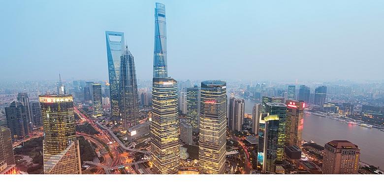 Asia mengukuhkan posisinya sebagai pusat pembangunan pencakar langit dengan 107 gedung atau 84 persen dari total 128 gedung yang selesai dibangun. Membuat Asia sebagai pusat pencakar langit dunia.