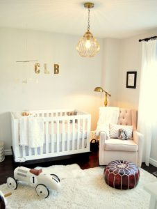 bright-nursery-room-decor