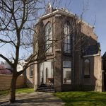Gereja Dirubah Menjadi Rumah Keluarga Moderen, Holland