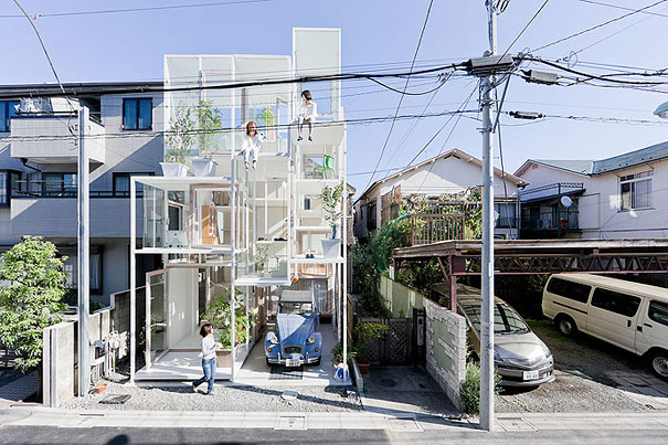 Rumah Transparan, Jepang