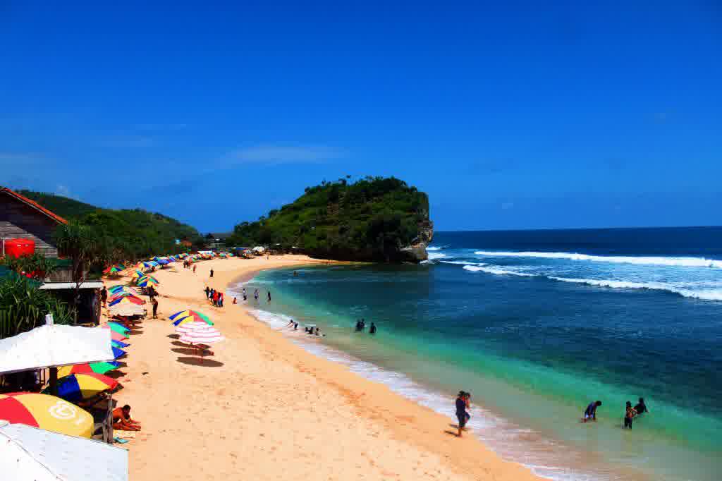 Pantai Indrayanti di Yogyakarta
