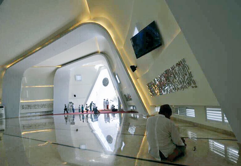 WOW! Inilah Masjid Rest Area Terbesar Di Indonesia