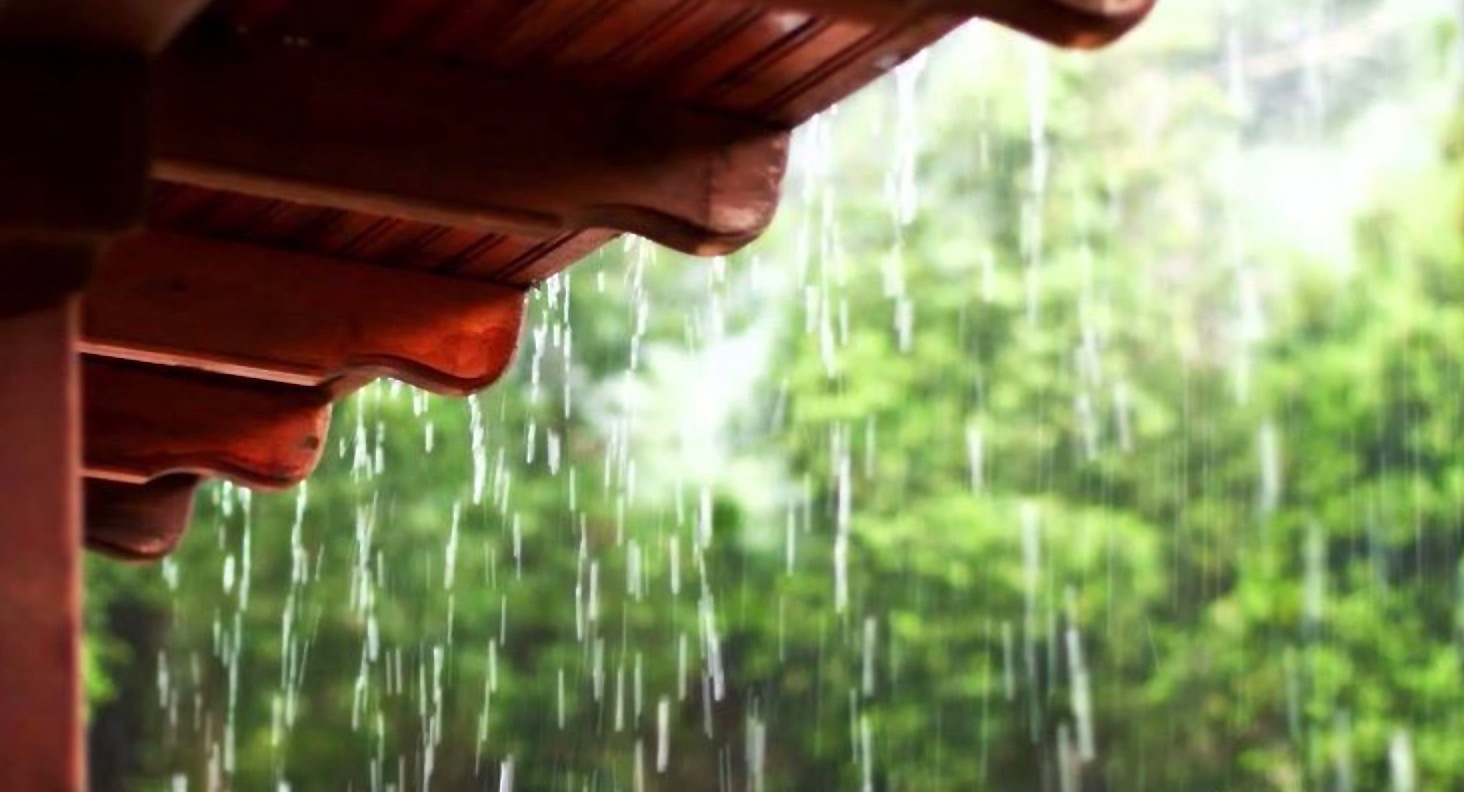 4 Cara Agar Suasana Rumah Cerah Meski Sedang Musim Hujan