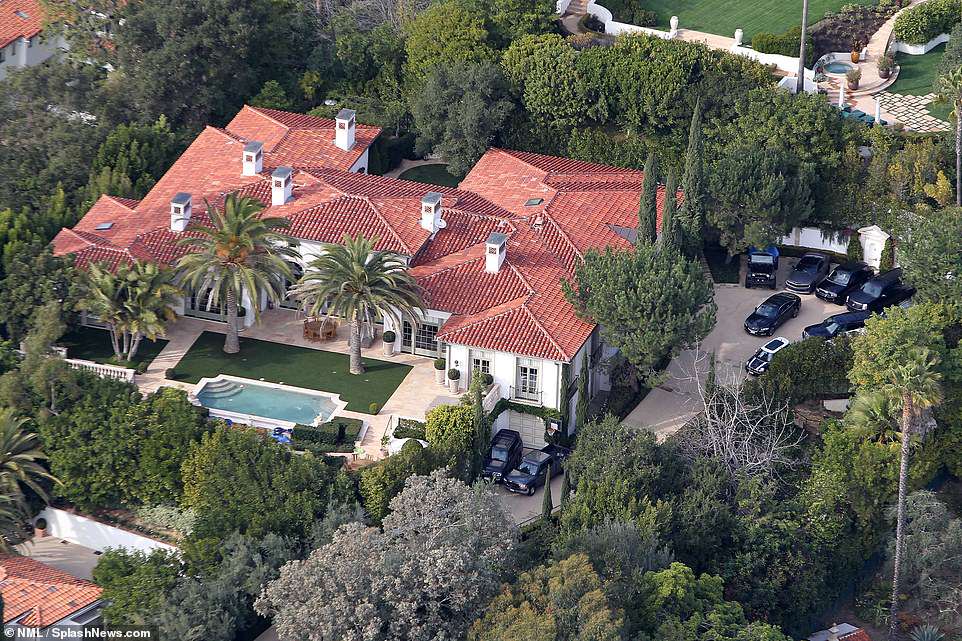 Begini Penampakan Rumah Mewah David Beckham Yang Dijual Seharga Rp 381 M