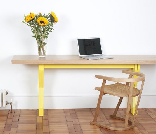 5 Desain Meja Portable Buat Rumah Mungil Kamu Makin Stylish