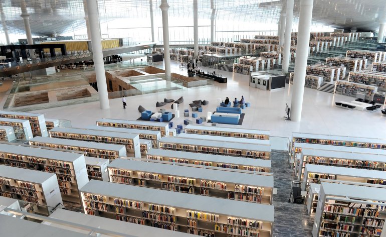 KEREN! Ini 4 Perpustakaan Dengan Desain Bangunan Yang Modern dan Futuristik