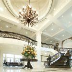 Sempurnakan Dekorasi Lebaran dengan 6 Inspirasi Foyer untuk Rumahmu